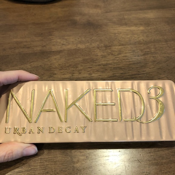 Urban Decay Naked3 Palette - Picture 1 of 2